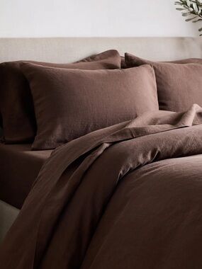 NWT Quince Luxury European Linen Espresso Brown Duvet Cover!